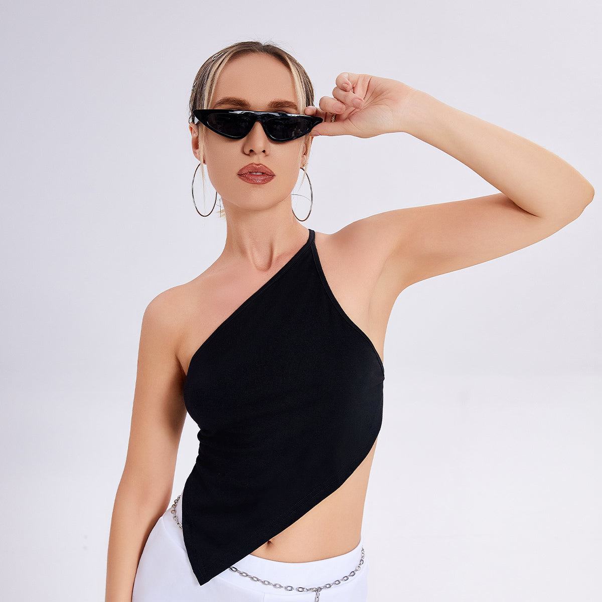 Slanted Shoulder Sleeveless Simple One-shoulder Top